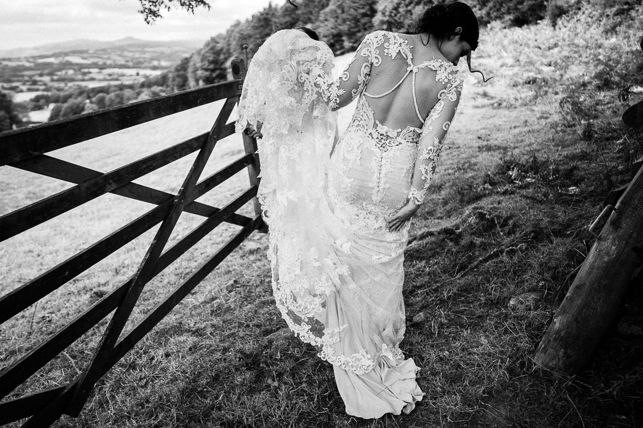 SANT FFRAED HOUSE WEDDING PHOTOGRAPHY 018 SANT FFRAED HOUSE WEDDING PHOTOGRAPHY 018